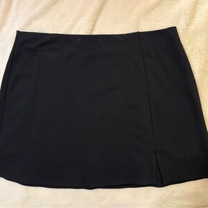 American Eagle Outfitters It Knit Black Skort. Size Large